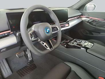 BMW I5 EDrive40 — photo 7