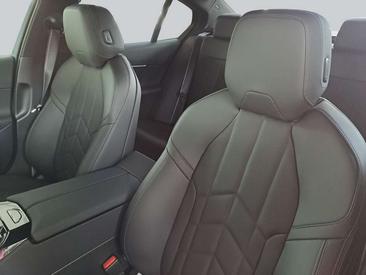 BMW I5 EDrive40 — photo 8
