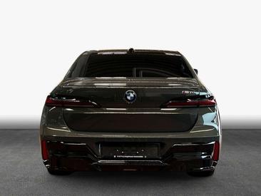 BMW I7 M70 XDrive — photo 4