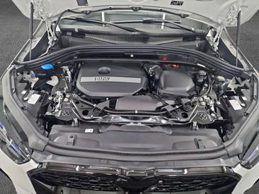 BMW X2 20i — photo 5