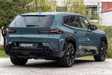 BMW XM 50e — photo 6