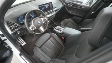 BMW iX3 M Sport — photo 8