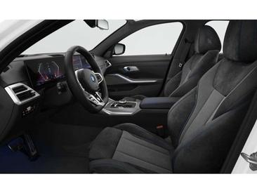 BMW 330 M Sport 330e — photo 3