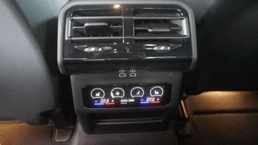 BMW Série 5 M Sport 520d — photo 15