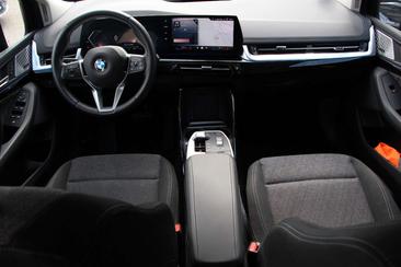 BMW 218 Premium — photo 4