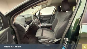 BMW 218i Active Tourer — photo 4