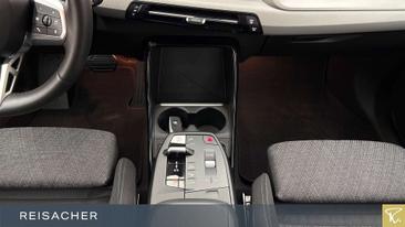 BMW 218i Active Tourer — photo 11