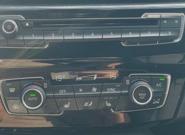 BMW X1 XDrive25e — photo 16