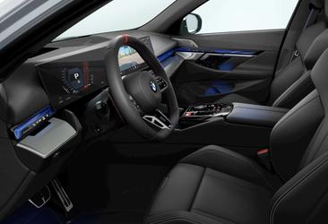 BMW M5 — photo 7