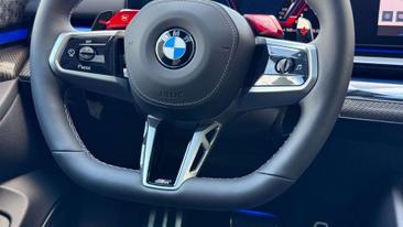 BMW M5 M Sport — photo 28