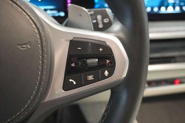 BMW X5 XDrive50e — photo 18