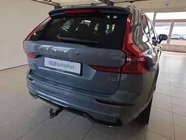 Volvo XC60 B5 R-Design — photo 7