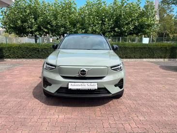 Volvo XC40 Recharge Core — photo 3