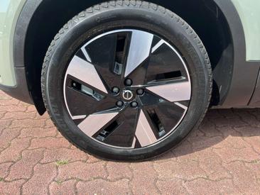 Volvo XC40 Recharge Core — photo 4