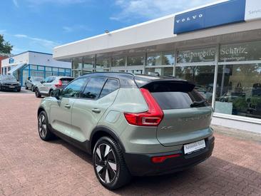Volvo XC40 Recharge Core — photo 5