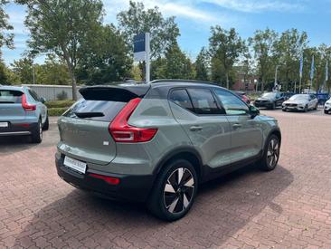 Volvo XC40 Recharge Core — photo 8