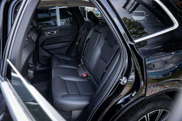 Volvo XC60 B5 Inscription — photo 8