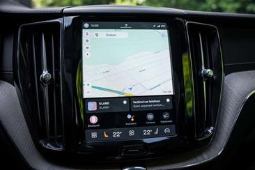 Volvo XC60 B5 Inscription — photo 22