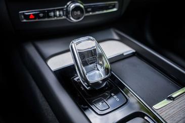 Volvo XC60 B5 Inscription — photo 34