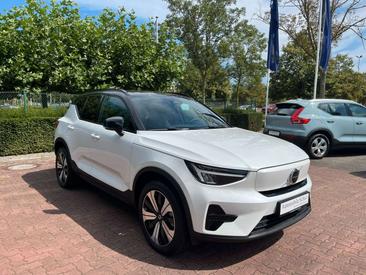 Volvo XC40 Recharge Core — photo 10