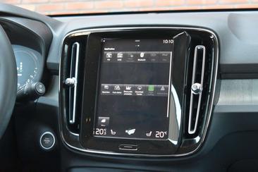 Volvo XC40 T4 Inscription — photo 19
