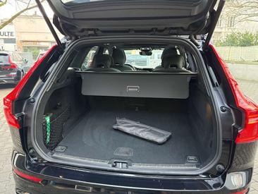 Volvo XC60 B5 Plus — photo 12