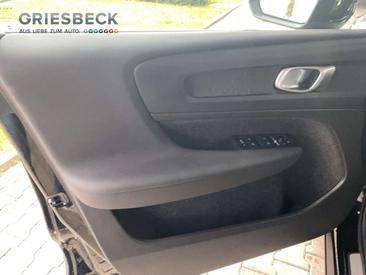 Volvo C40 Recharge Core — photo 8
