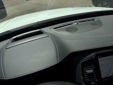 Volvo XC90 T8 — photo 20