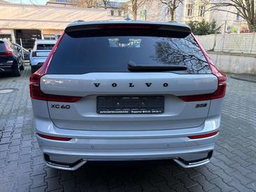 Volvo XC60 B5 Plus — photo 4