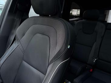 Volvo XC60 B5 Plus — photo 20