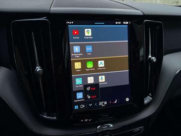 Volvo XC60 B5 Plus — photo 21