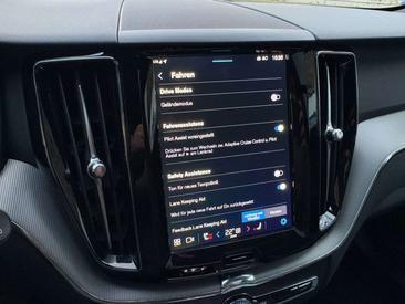Volvo XC60 B5 Plus — photo 22