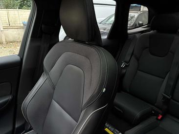 Volvo XC60 B5 Plus — photo 19