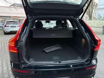 Volvo XC60 B5 Plus — photo 11