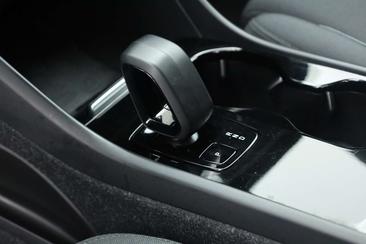 Volvo XC40 Recharge Plus — photo 5