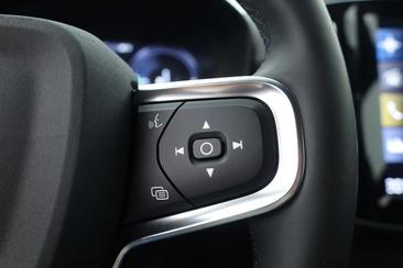Volvo XC40 T5 Recharge Core — photo 15