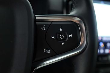 Volvo XC40 Recharge Plus — photo 12