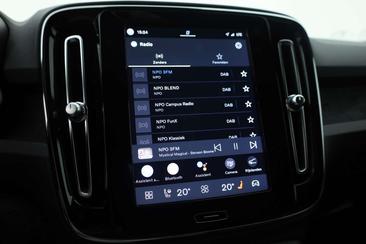 Volvo XC40 Recharge Plus — photo 14
