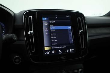Volvo XC40 T5 Recharge Core — photo 18