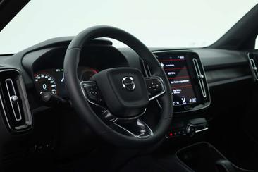 Volvo XC40 T4 Recharge Ultimate — photo 4