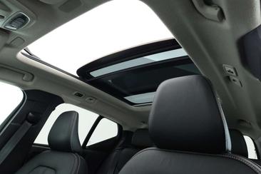 Volvo XC40 T4 Recharge Ultimate — photo 31
