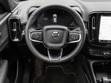 Volvo XC40 Recharge Plus — photo 10