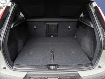 Volvo XC40 Recharge Plus — photo 15