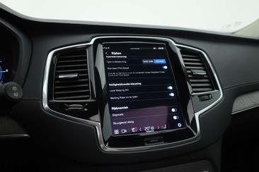 Volvo XC90 T8 Recharge Ultimate — photo 32
