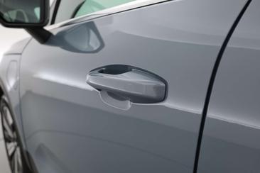 Volvo XC40 T5 Recharge Core — photo 41