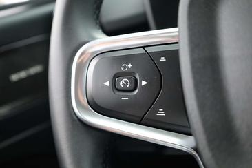 Volvo XC40 T5 Recharge Plus — photo 13