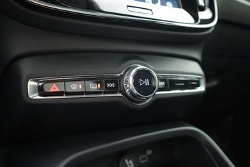 Volvo C40 Recharge Core — photo 23