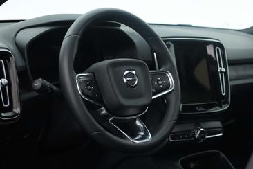Volvo XC40 Recharge Ultimate — photo 5