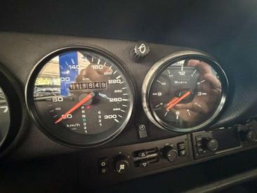 Porsche 993 — photo 16