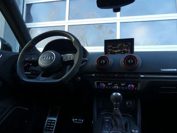 Audi RS3 Sportback — photo 15